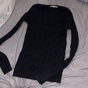 Long sleeve black top